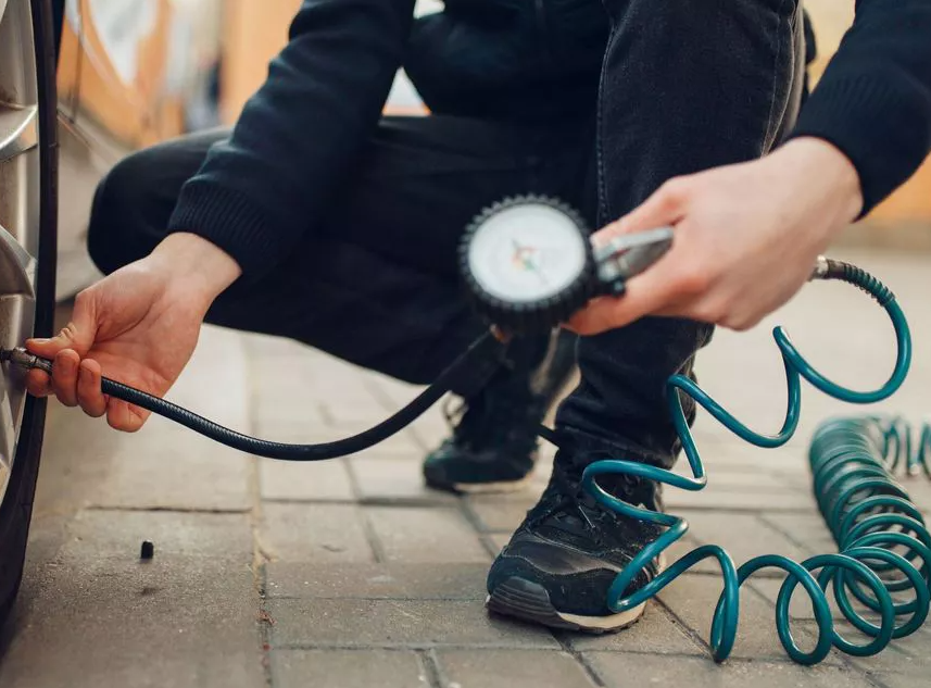 Comprehensive Front And Rear Tire Pressure Adjustment