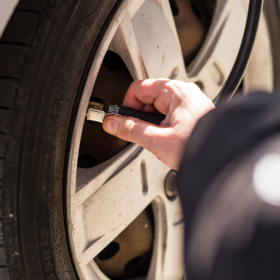 Four-Tire Pressure Adjustment Service